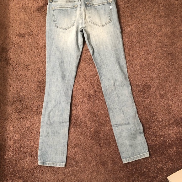 Two pairs of jeans - Picture 2 of 6